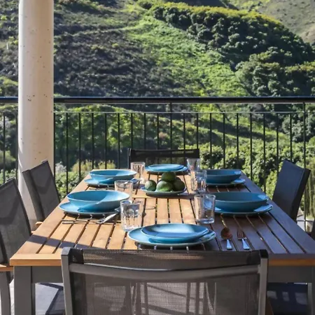 Carrillos Villa *